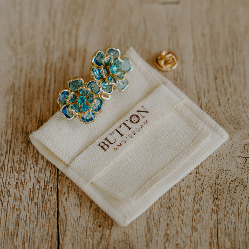 Shop Jeans Pins