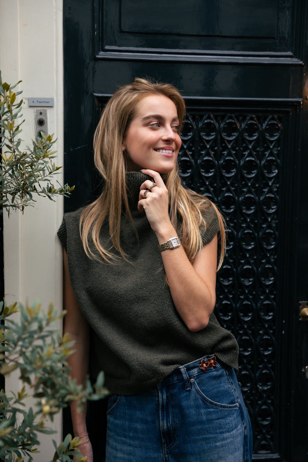 Claire Burgundy - Jeans Pin — AW 2026 styling photo